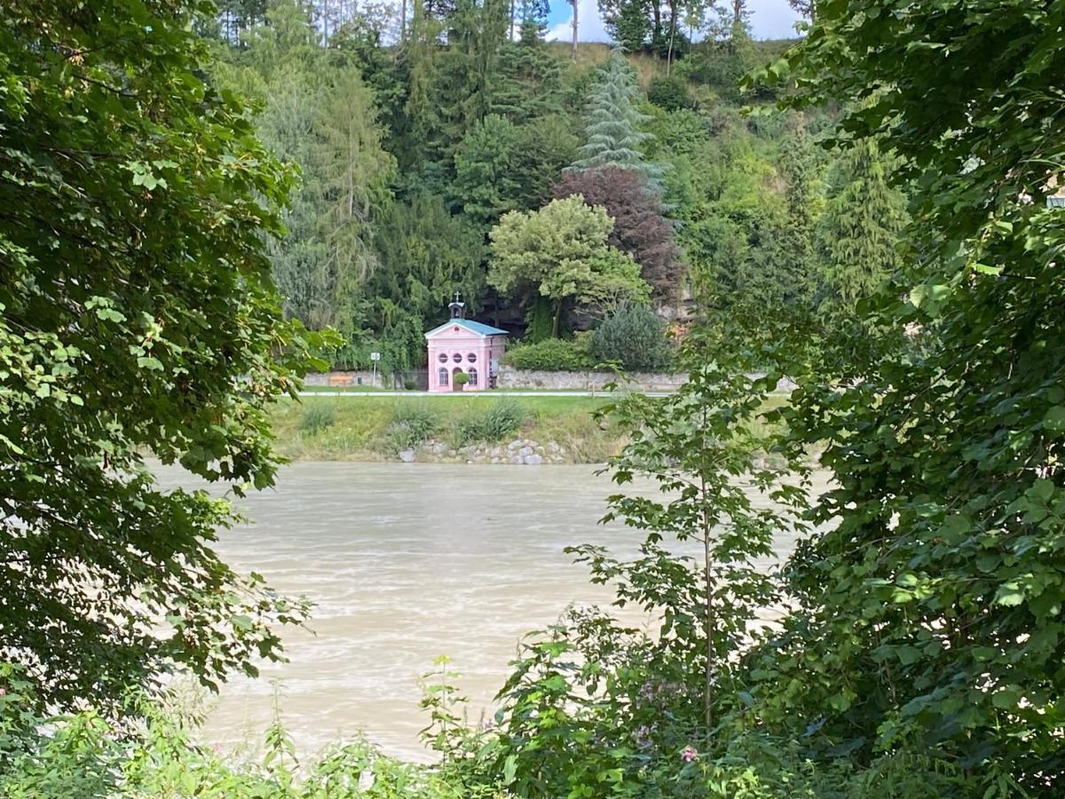 Ferienwohnung Mit Salzachblick Laufen Exterior foto